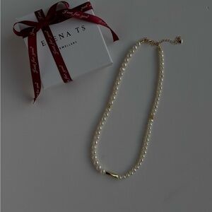 946Elegant Pearl Necklace